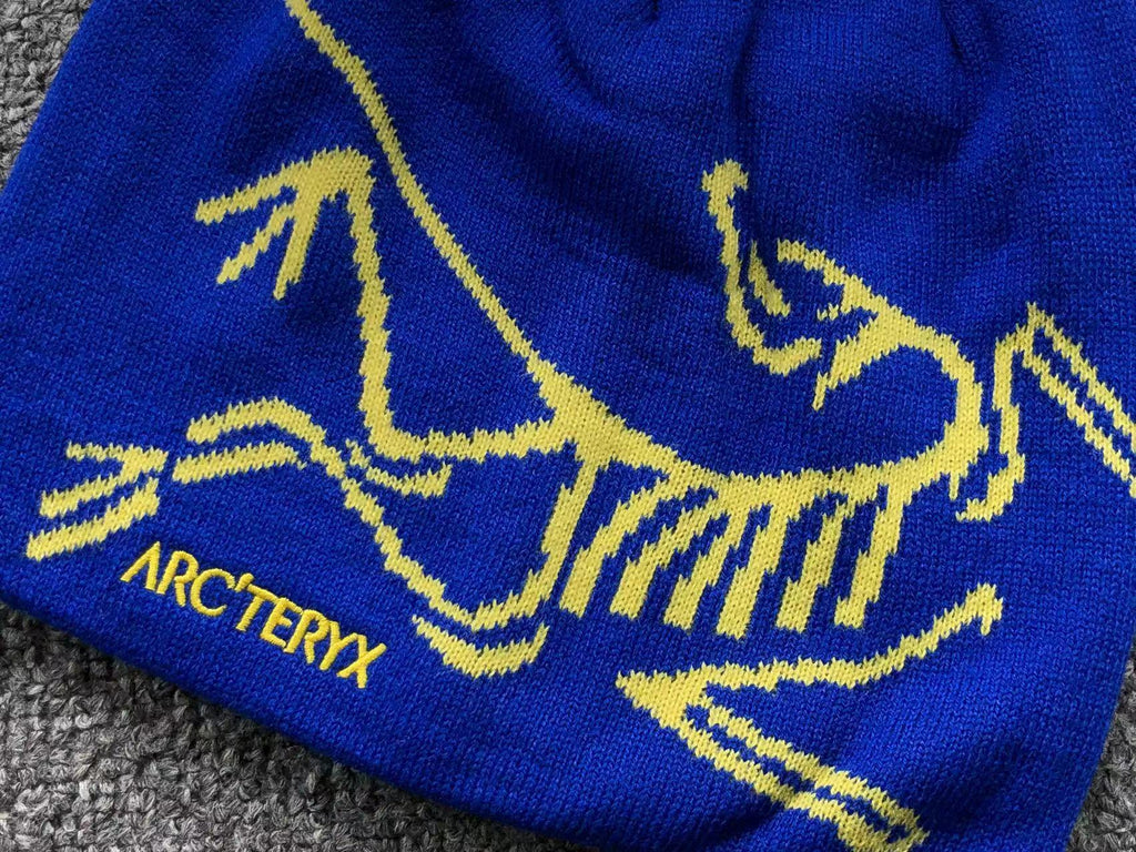 Bird Head Toque Beanie™