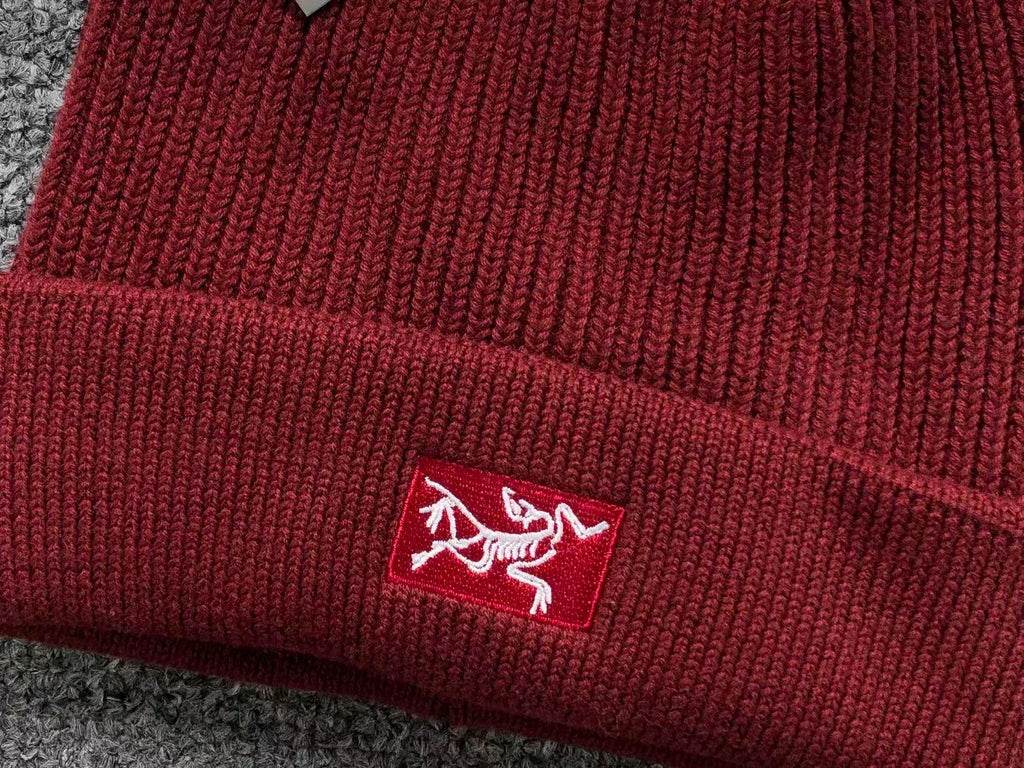 Small Bird Logo Toque™