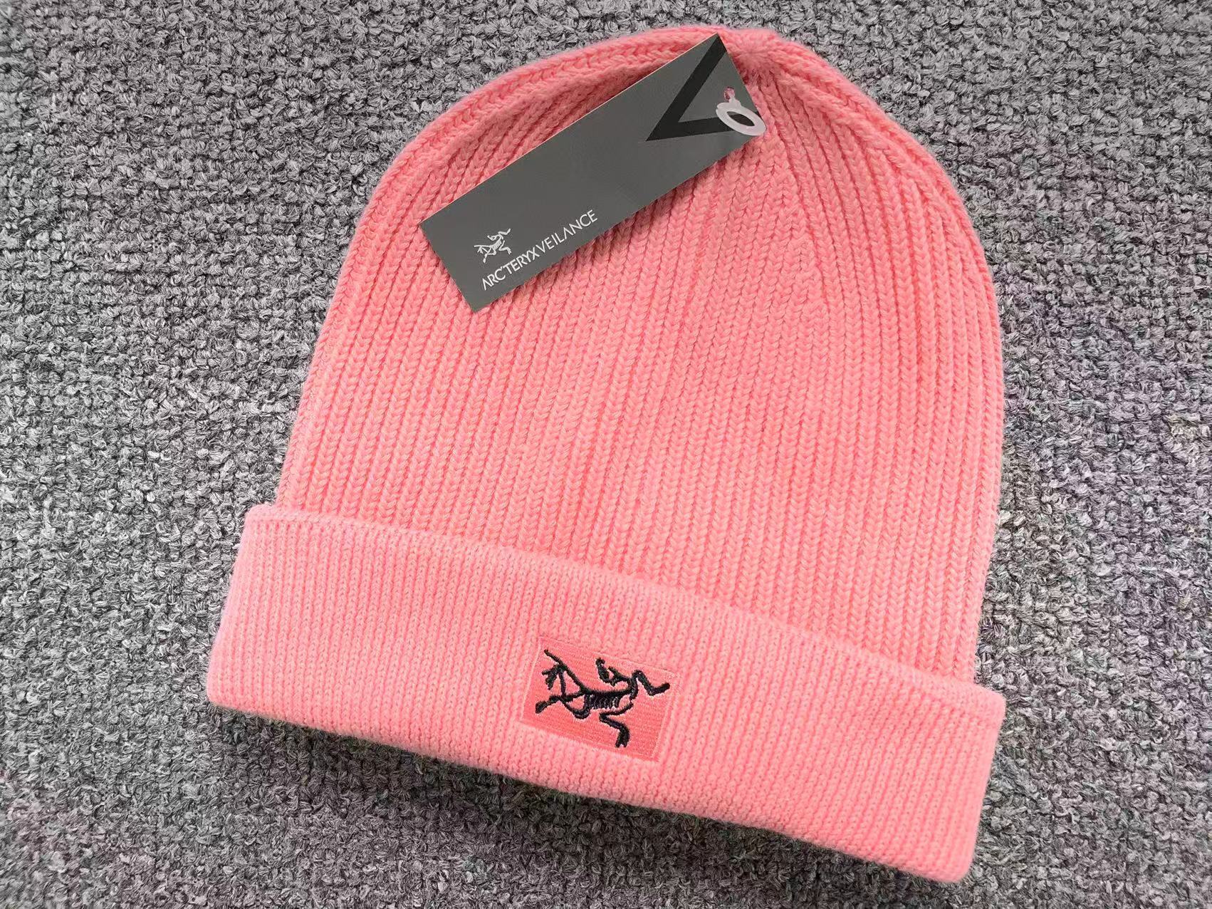 Small Bird Logo Toque™
