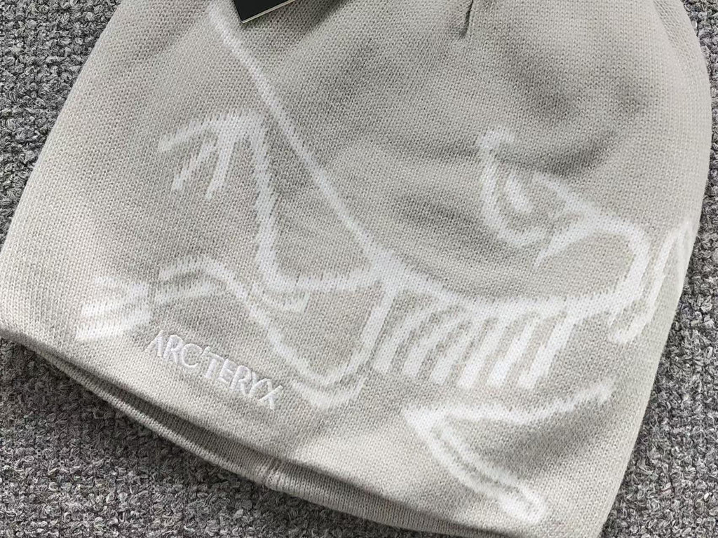 Bird Head Toque Beanie™