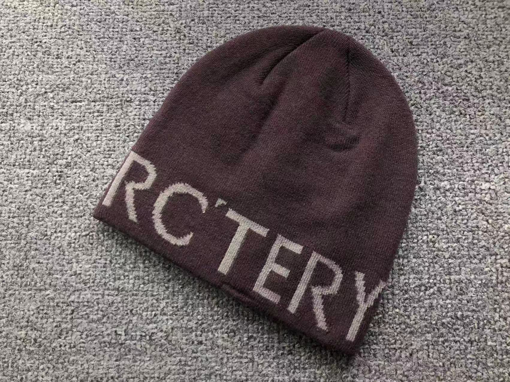 Word Head Toque™