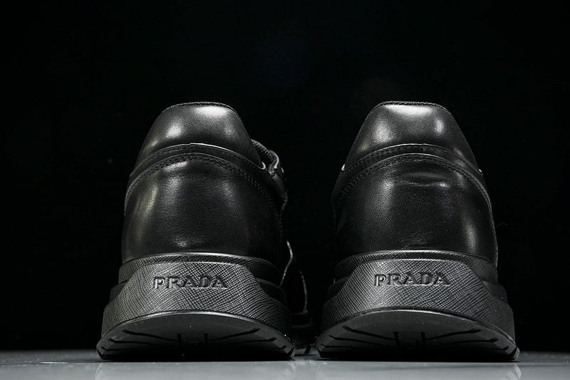 Prax 01 All Black Sneakers