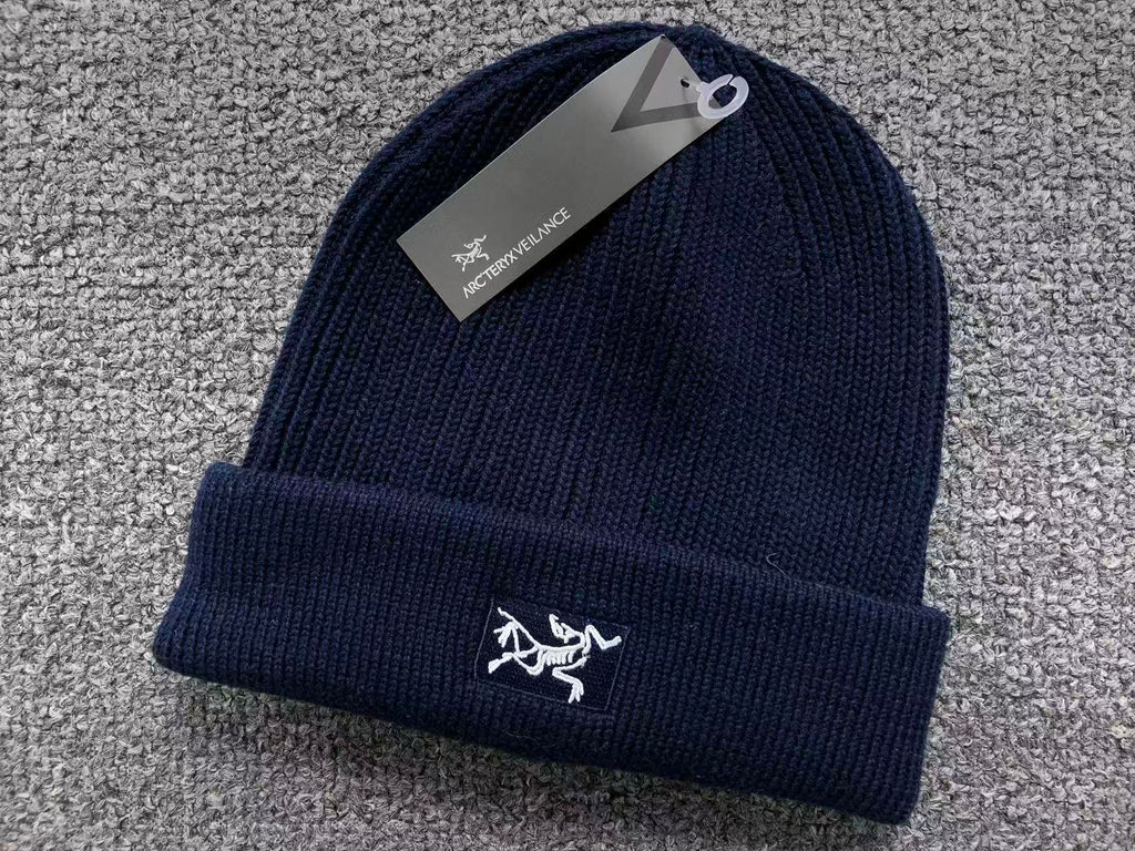 Small Bird Logo Toque™