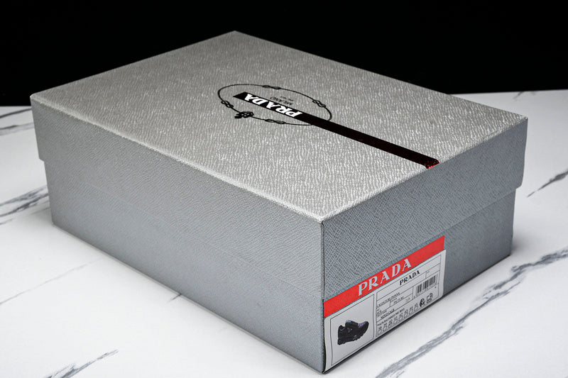 Prax 01 All Black Sneakers