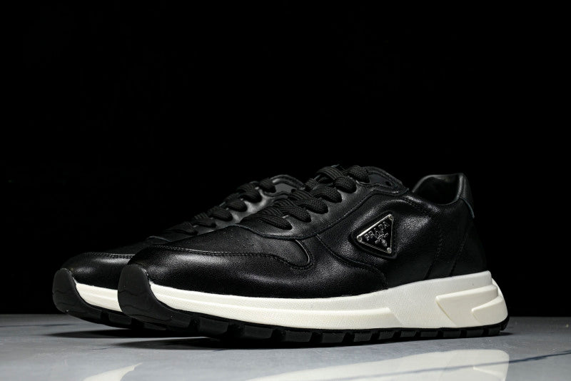 Prax 01 Black White Sneakers