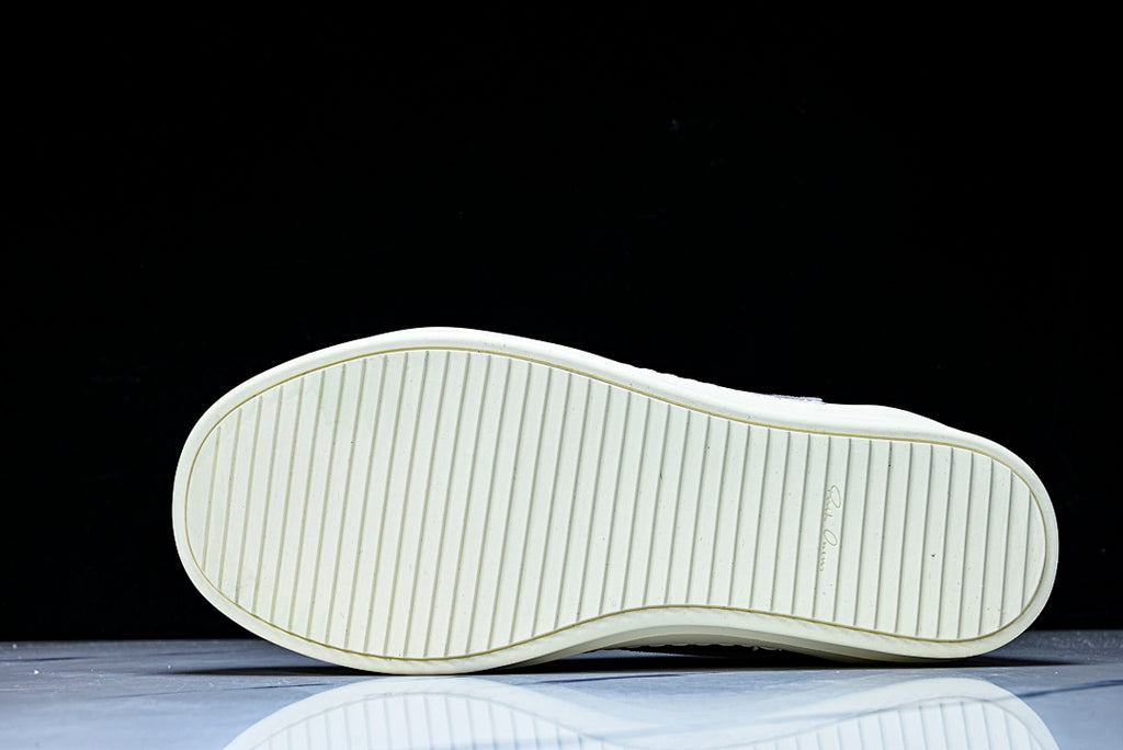Vintage Low "Celadon Milk" Leather Sneakers