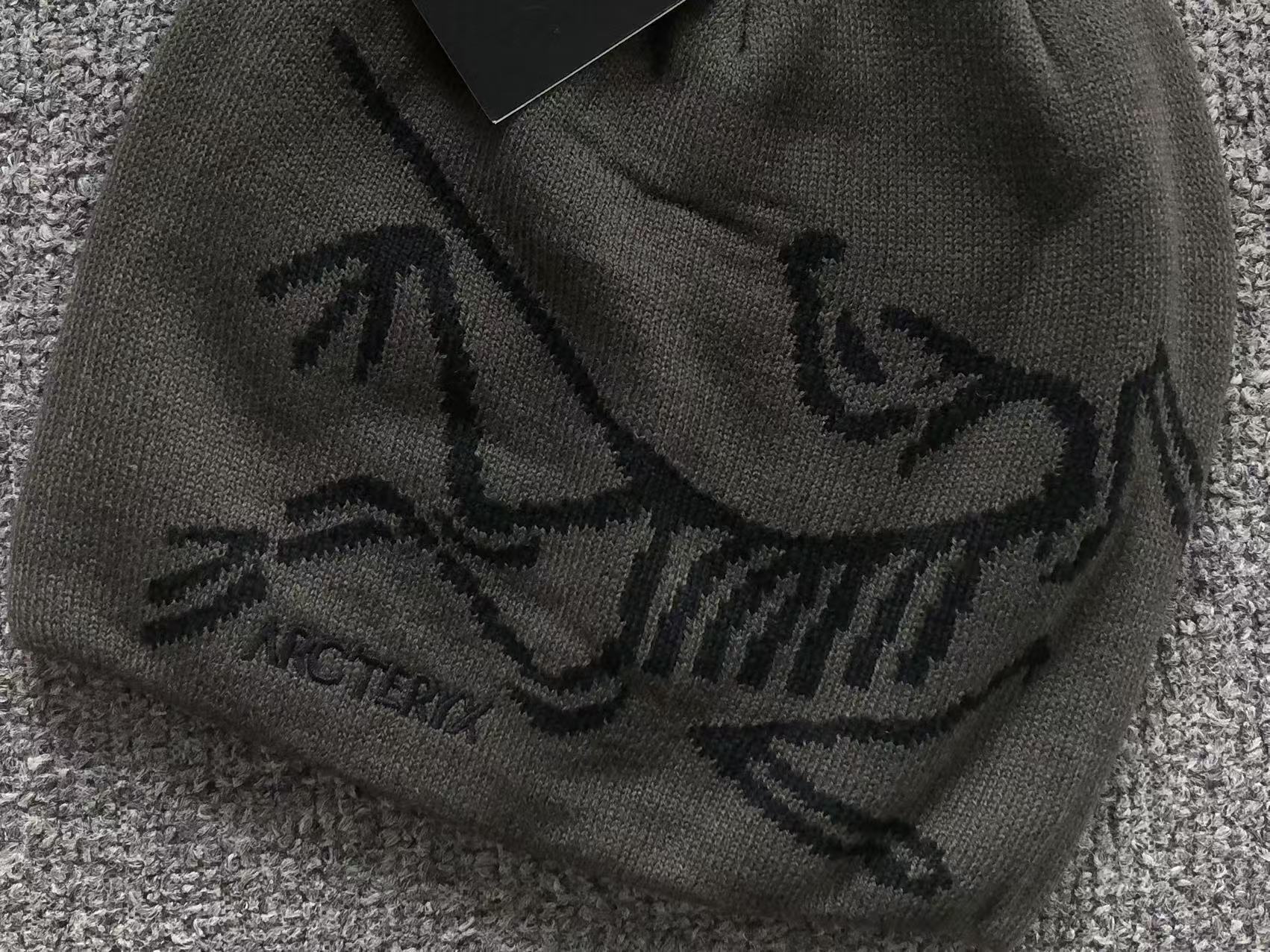 Bird Head Toque Beanie™