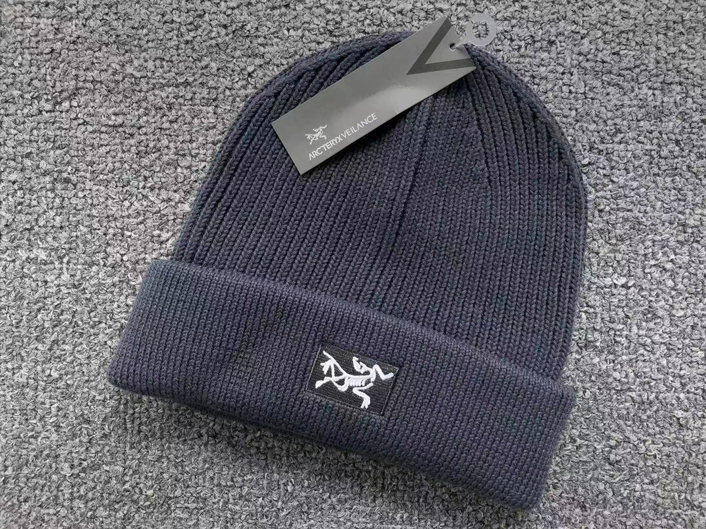 Small Bird Logo Toque™