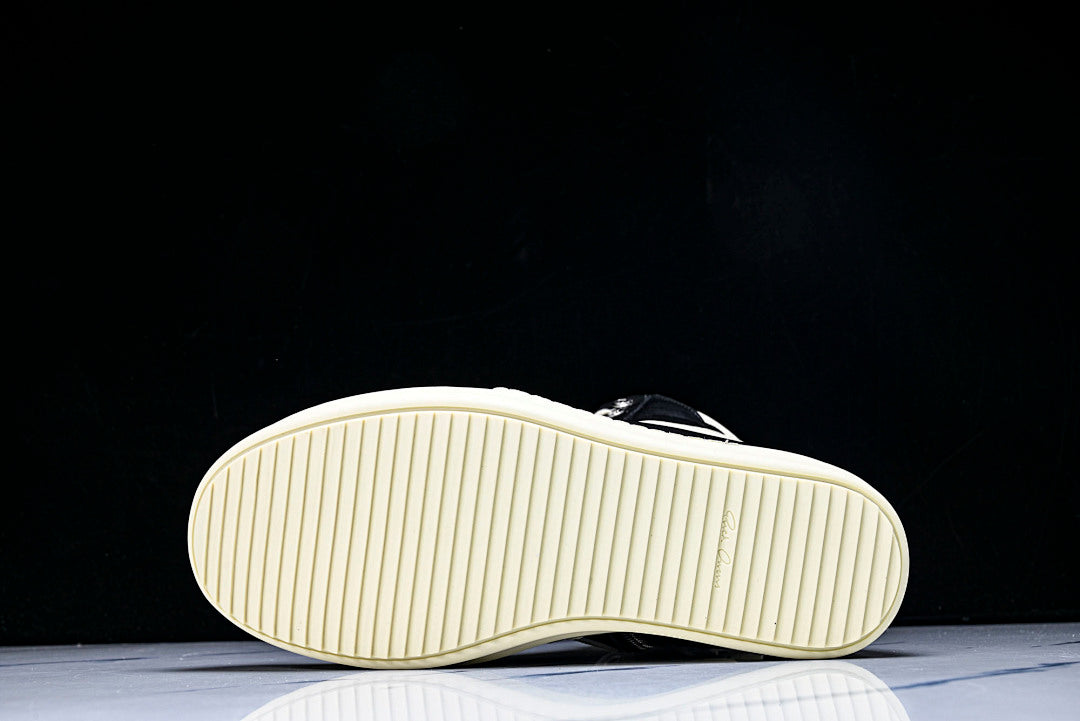 High Top Geobasket x CH Two-Tone Leather Shoes