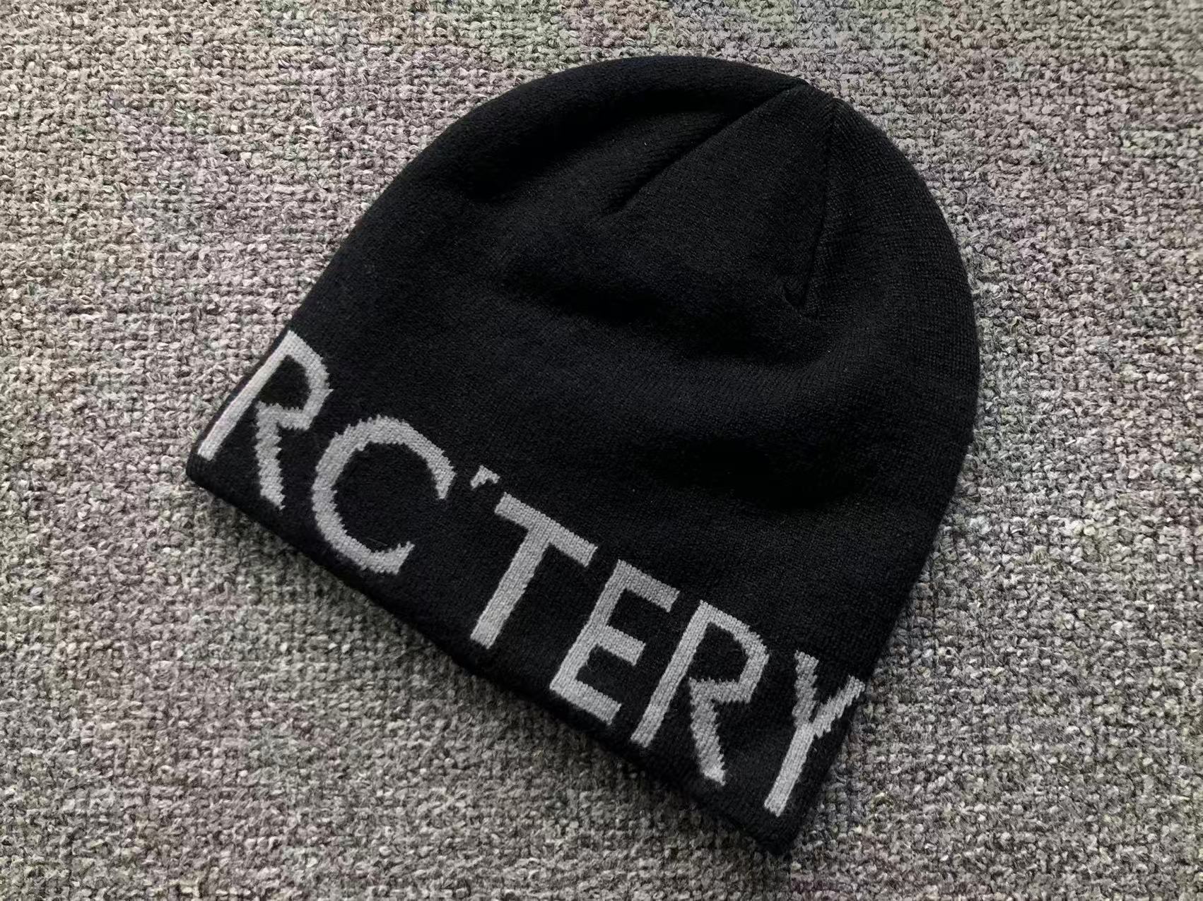 Word Head Toque™