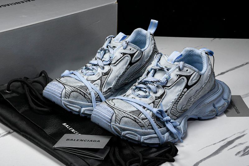 Light Blue 3XL Sneakers